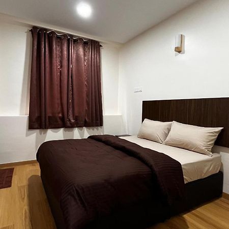 Skye Apartment Hotel Brincsang Kültér fotó